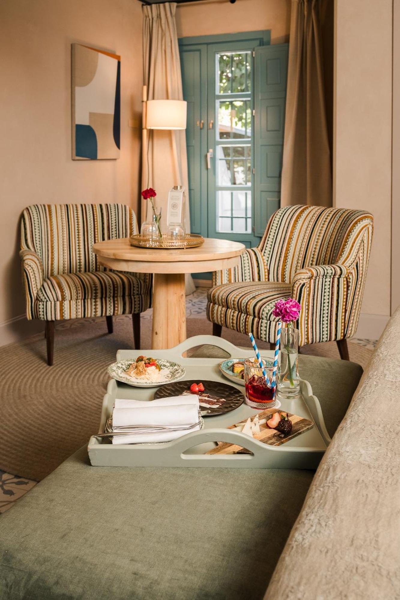 Hospes Las Casas Del Rey De Baeza, A Member Of Design Hotels Севиля Екстериор снимка